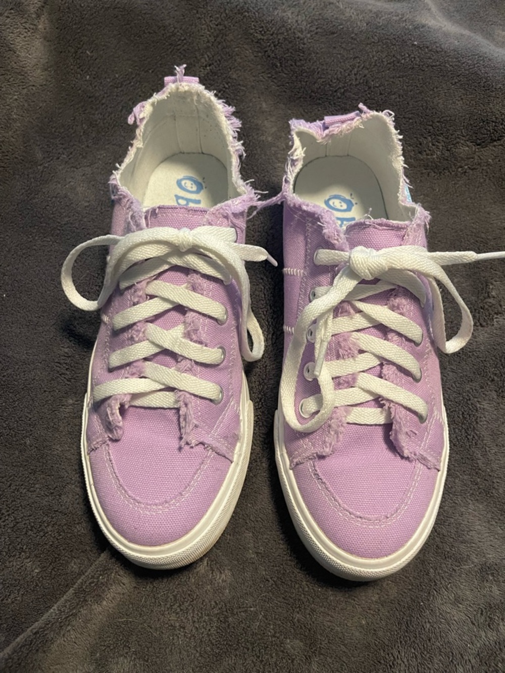 Obtaom Canvas Lace-Up Sneakers in Light Purple